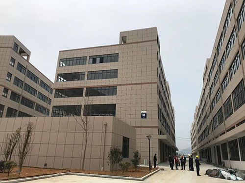 (招标代理)百色市工业园区小微企业创业基地项目(标准厂房部分)--B地块施工招标